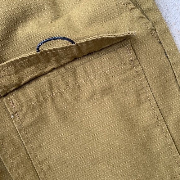 Urban Threads Cargo Shorts - Picture 3 of 11